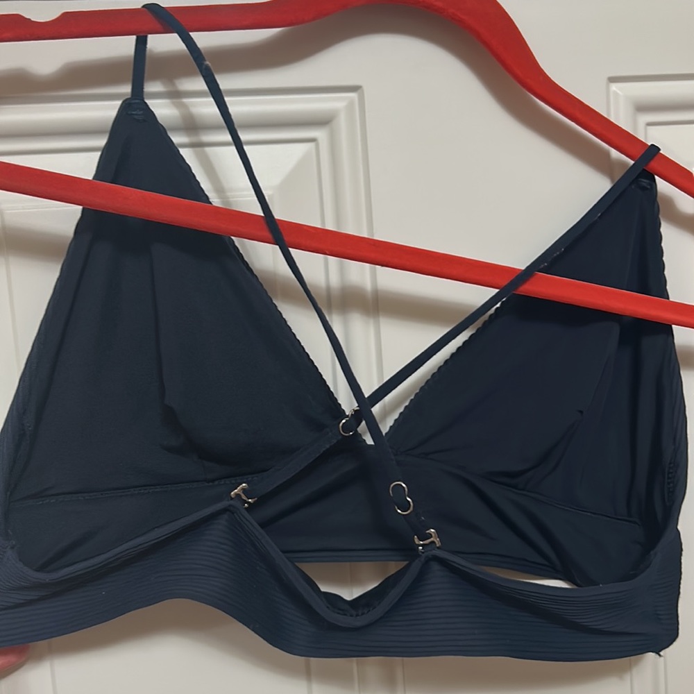 H&M Ribbed Bikini Top - Picture 3 of 3